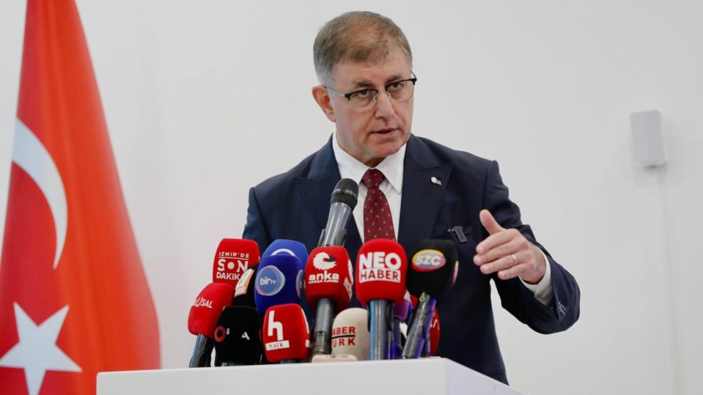 Cemil Tugay: İzmir’de bazı noktalarda trafiği kısıtlamayı düşünüyoruz