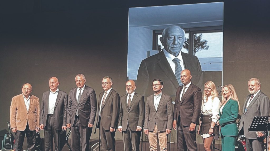 Ali Kibar: Babam Asım Kibar sözün senet olduğu yıllarda, sözle aldı sözle sattı