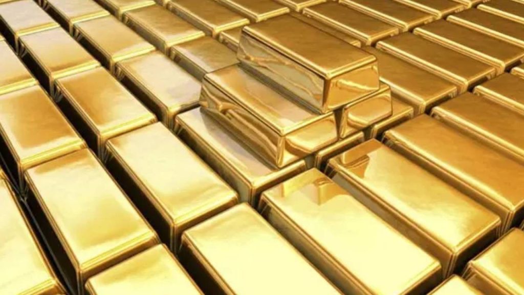 Altın yatırımcıları ne yapmalı? Dev bankadan yeni analiz