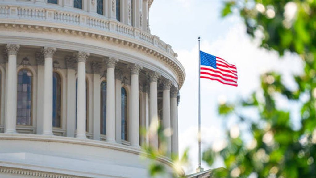 ABD’de hükümetin açılmasına yönelik geçici bütçe tasarısı Senato’da kabul edildi