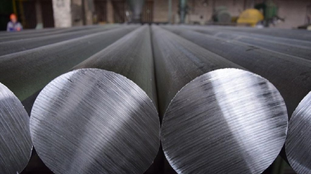 Demir cevheri zayıf talep ve üretim kesintileriyle haftalık kayıp yaşadı