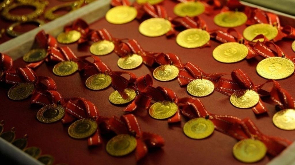 Çeyrek, gram ve yarım altın fiyatları bugün ne kadar? (9 Kasım 2025 güncel altın satış fiyatları)