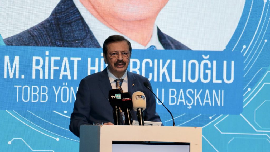TOBB/Hisarcıklıoğlu: 69 ilin vergi gelirlerinin toplamından daha fazlasını bir il sağlıyor