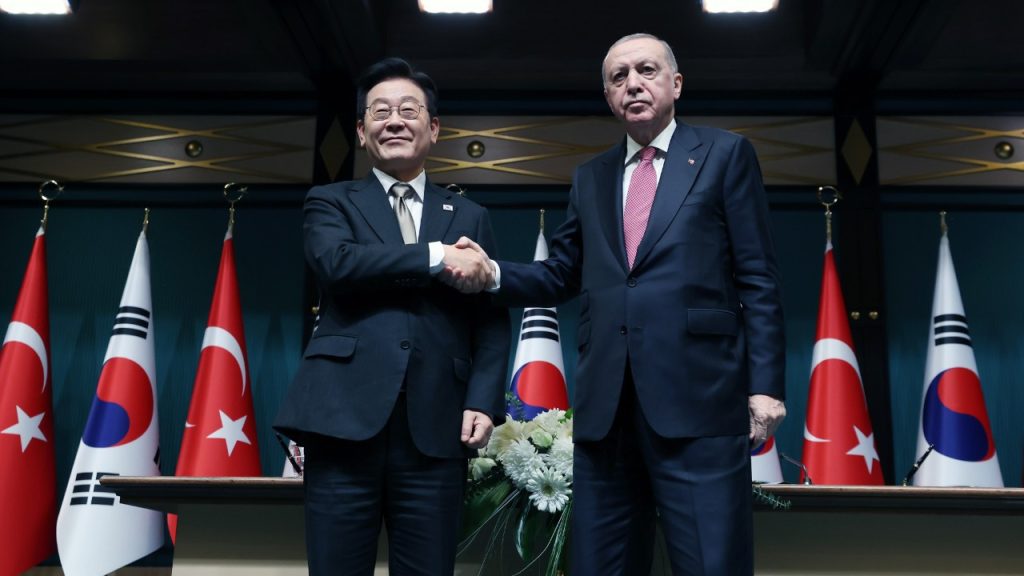 Türkiye ile Güney Kore arasında 3 anlaşma imzalandı