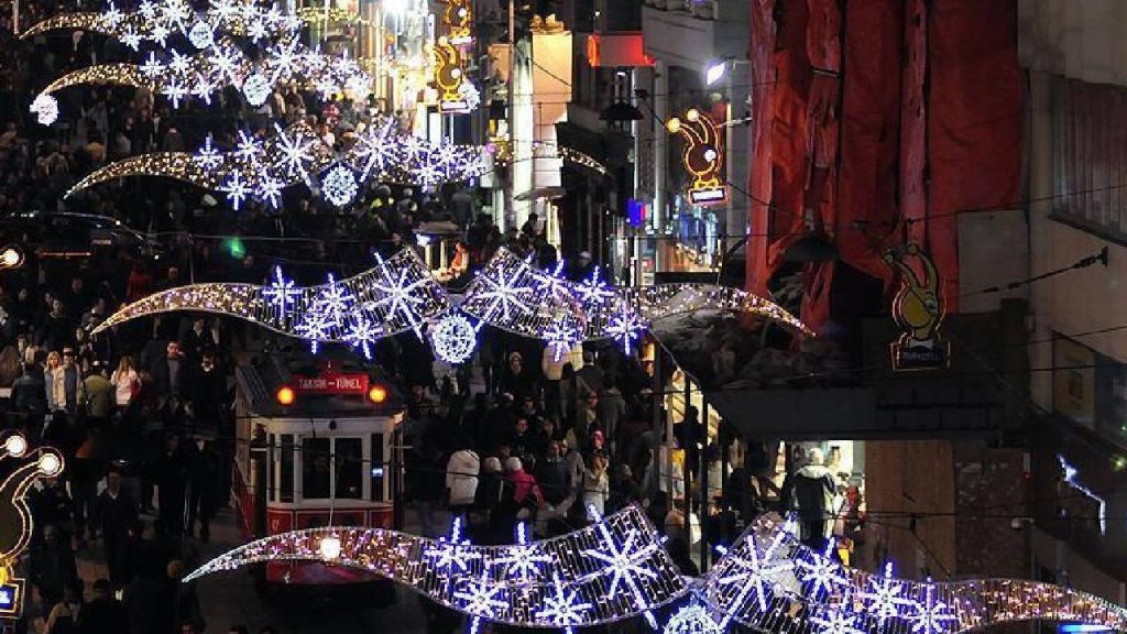 İstanbul Valiliği, yılbaşı tedbirlerini açıkladı: Kamyon yasağı…