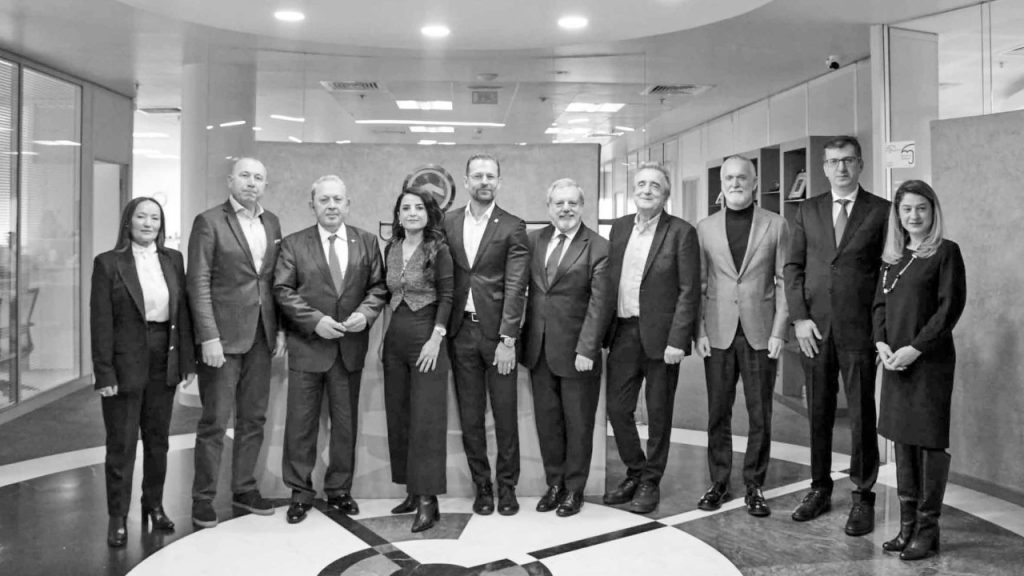 Otomotiv tedarikçileri de yatırımda yurt dışına yöneldi