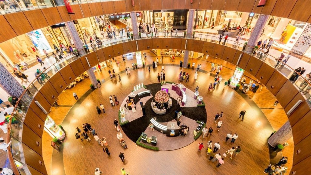 AVM’ler dolu ama harcamalar ne durumda?