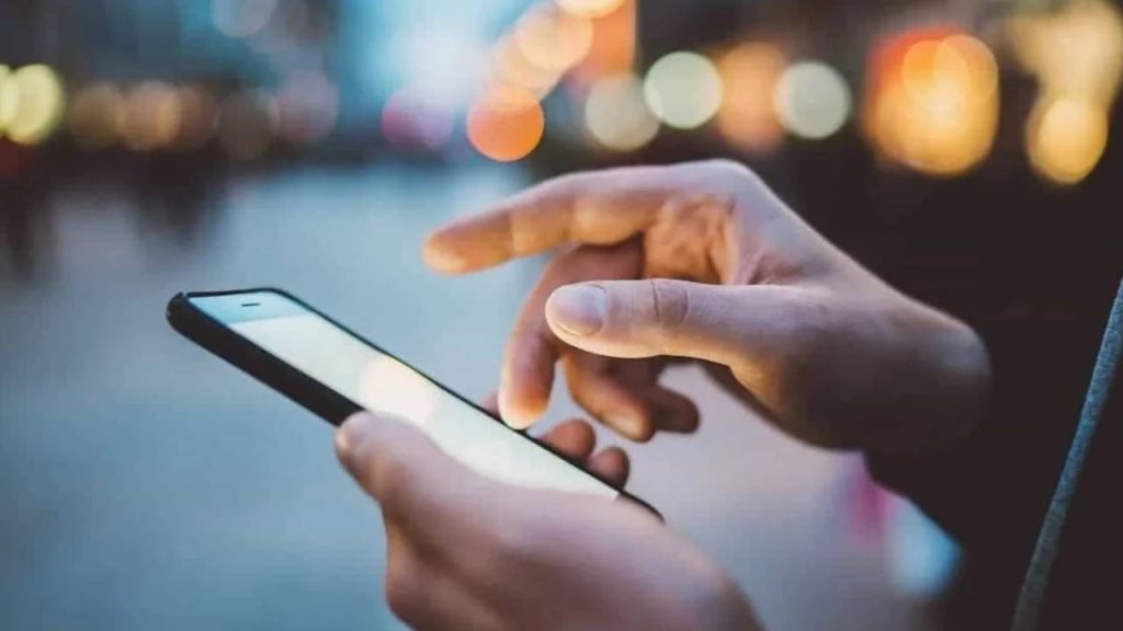 Flört uygulamaları iş bulmanın yeni adresi oldu