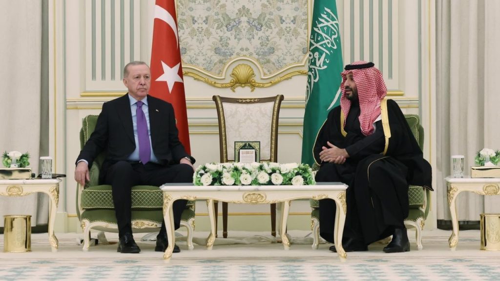 Erdoğan ve Muhammed bin Selman görüştü: 4 anlaşma imzalandı